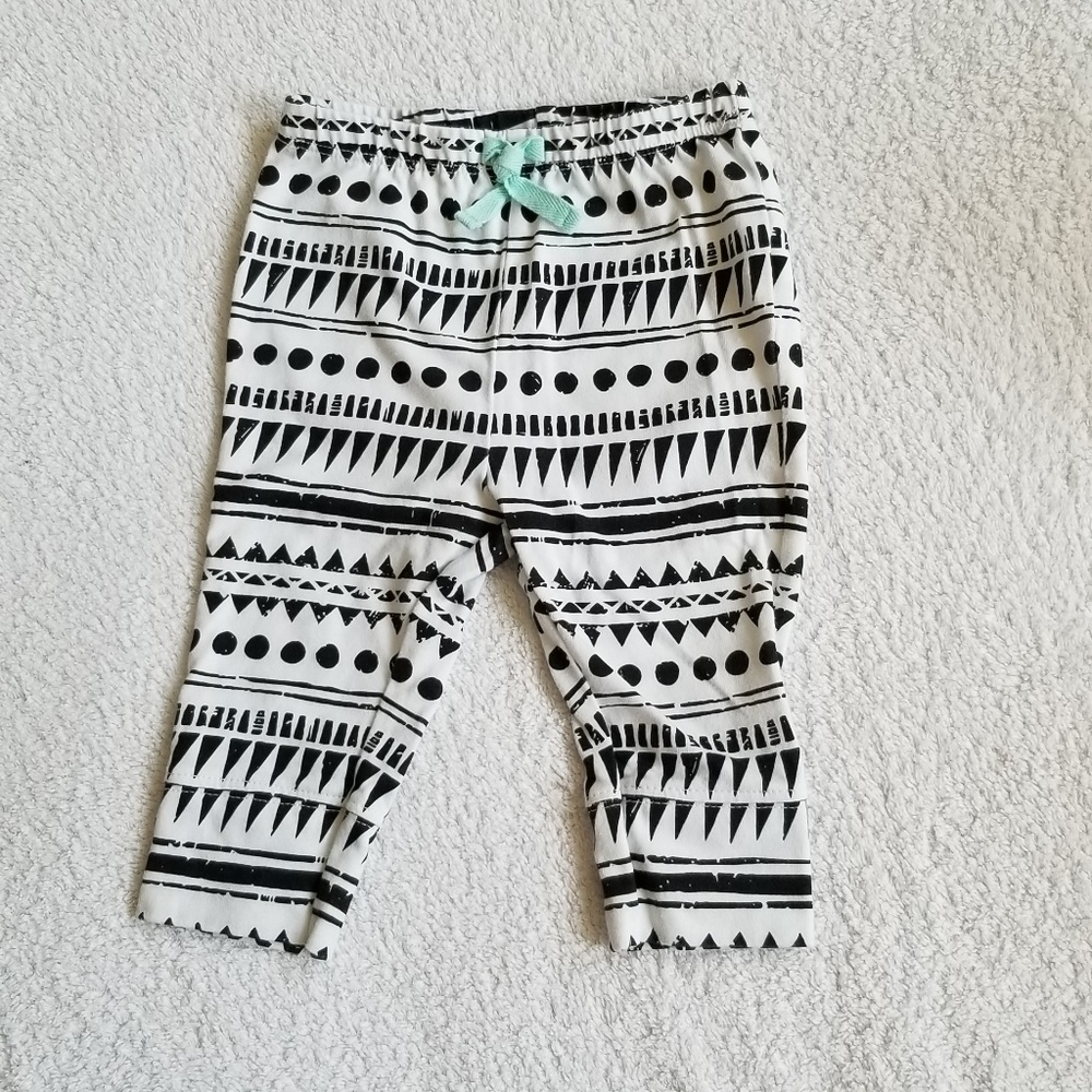 Cat & Jack Black & White Print Pants 6-9 Months